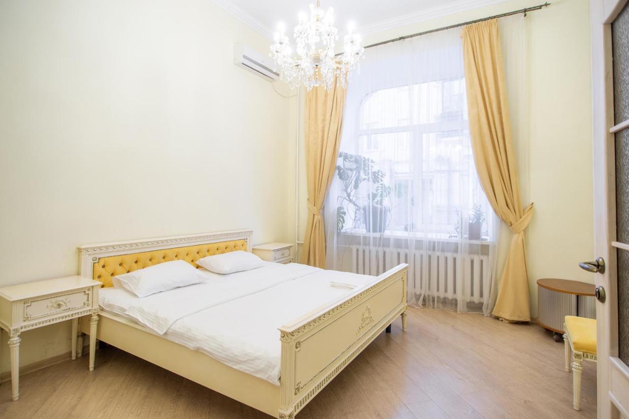 Comfortable Apartment On Mikhaylovskiy Lane 基輔 外观 照片