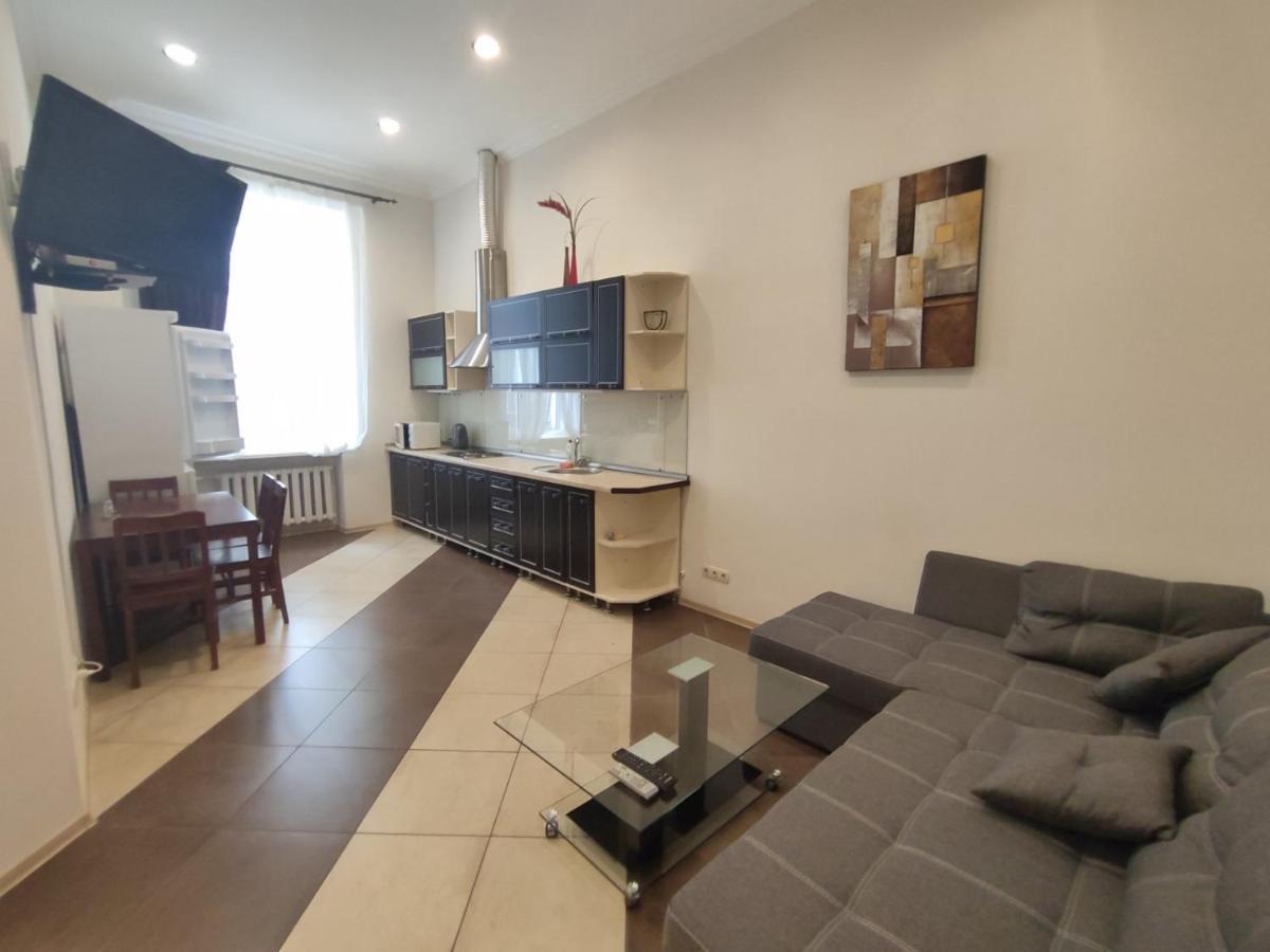 Comfortable Apartment On Mikhaylovskiy Lane 基輔 外观 照片