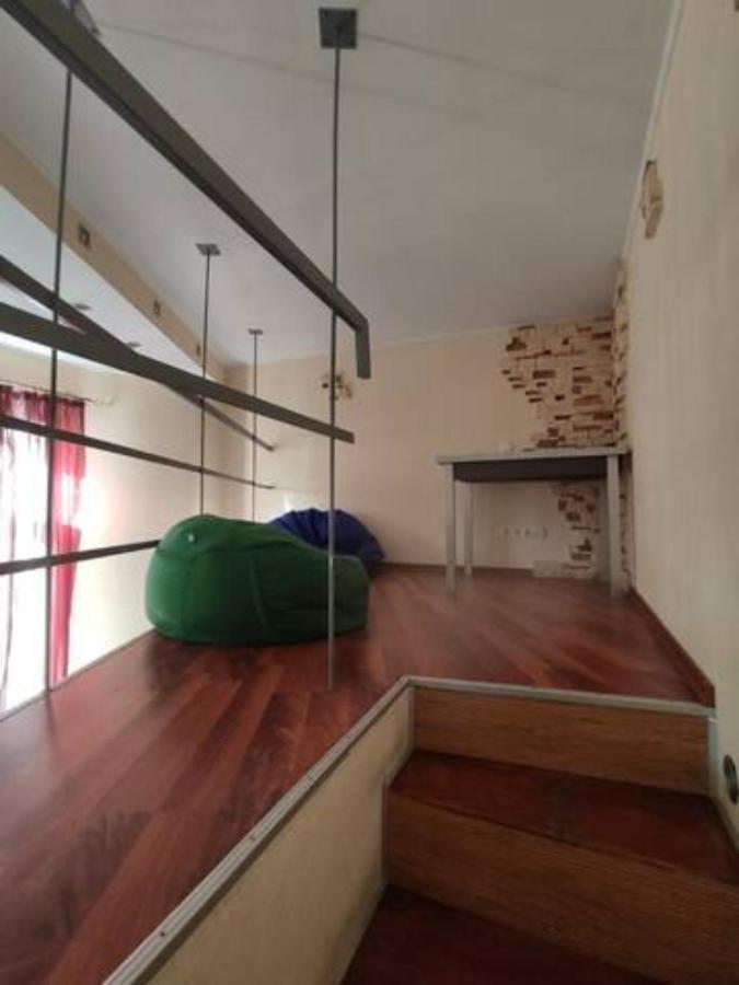 Comfortable Apartment On Mikhaylovskiy Lane 基輔 外观 照片