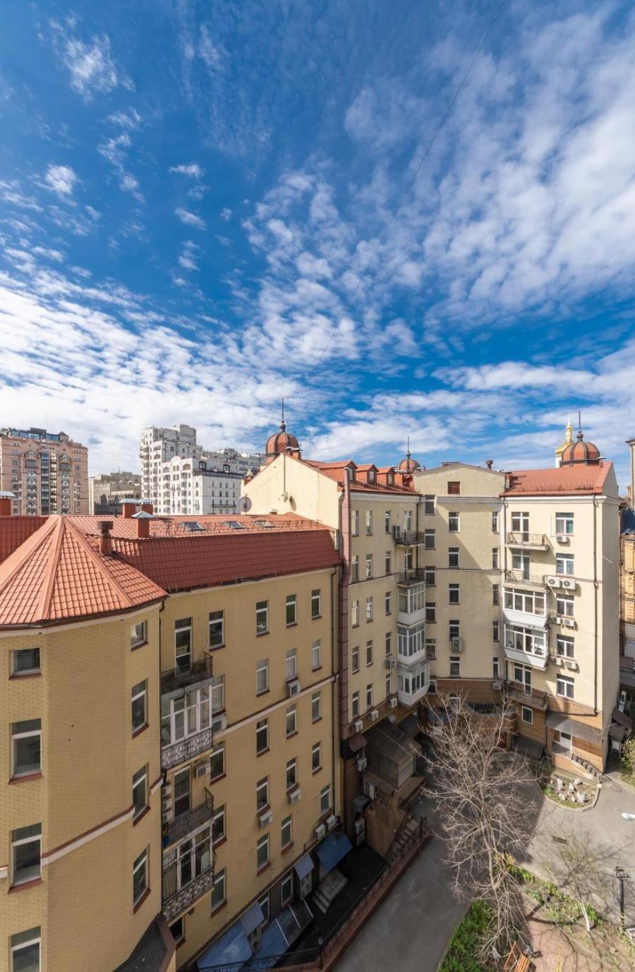 Comfortable Apartment On Mikhaylovskiy Lane 基輔 外观 照片