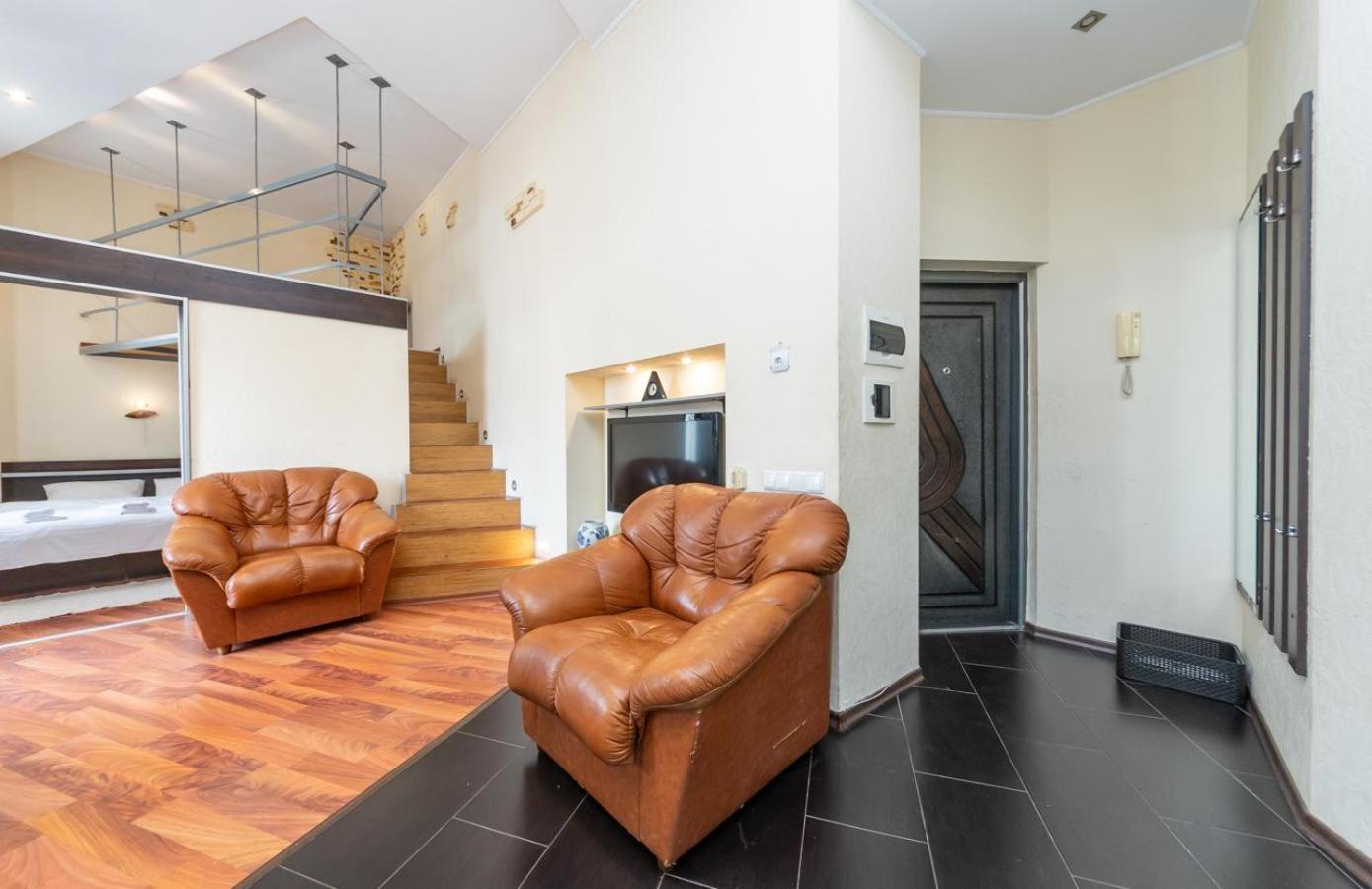 Comfortable Apartment On Mikhaylovskiy Lane 基輔 外观 照片