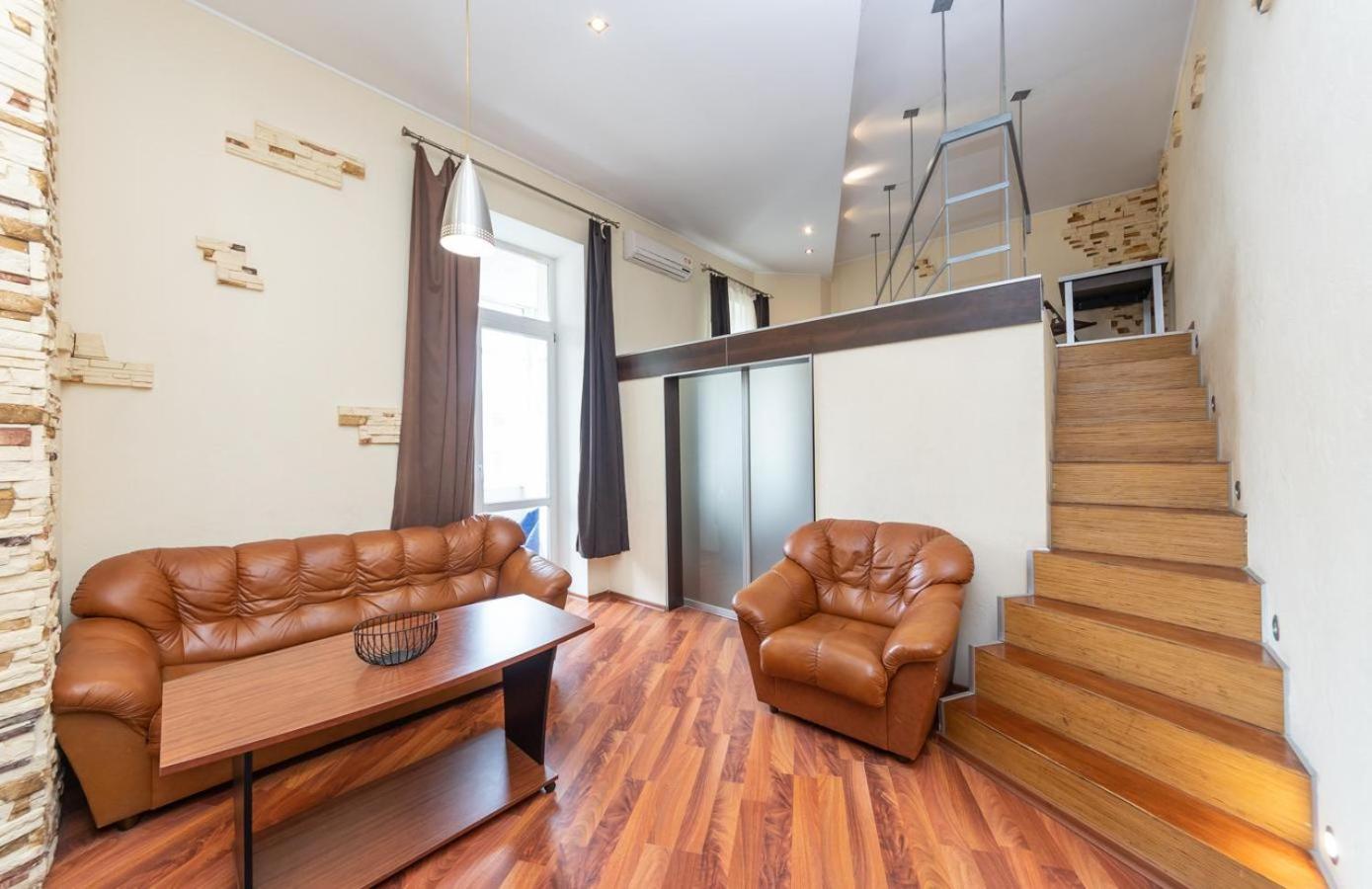 Comfortable Apartment On Mikhaylovskiy Lane 基輔 外观 照片