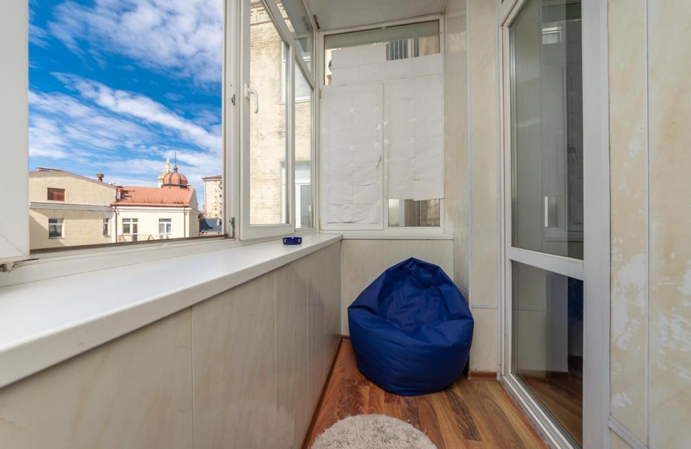 Comfortable Apartment On Mikhaylovskiy Lane 基輔 外观 照片
